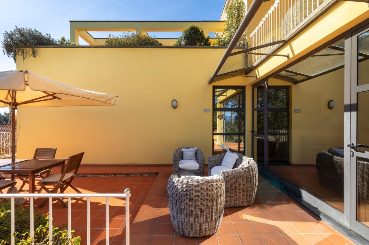 Holiday Prato Verde Chiatri Exterior photo